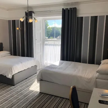 Lowenac Hotel