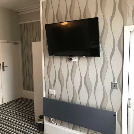 Lowenac Hotel
